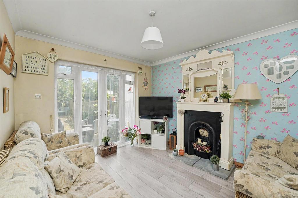 Living room, fireplace
