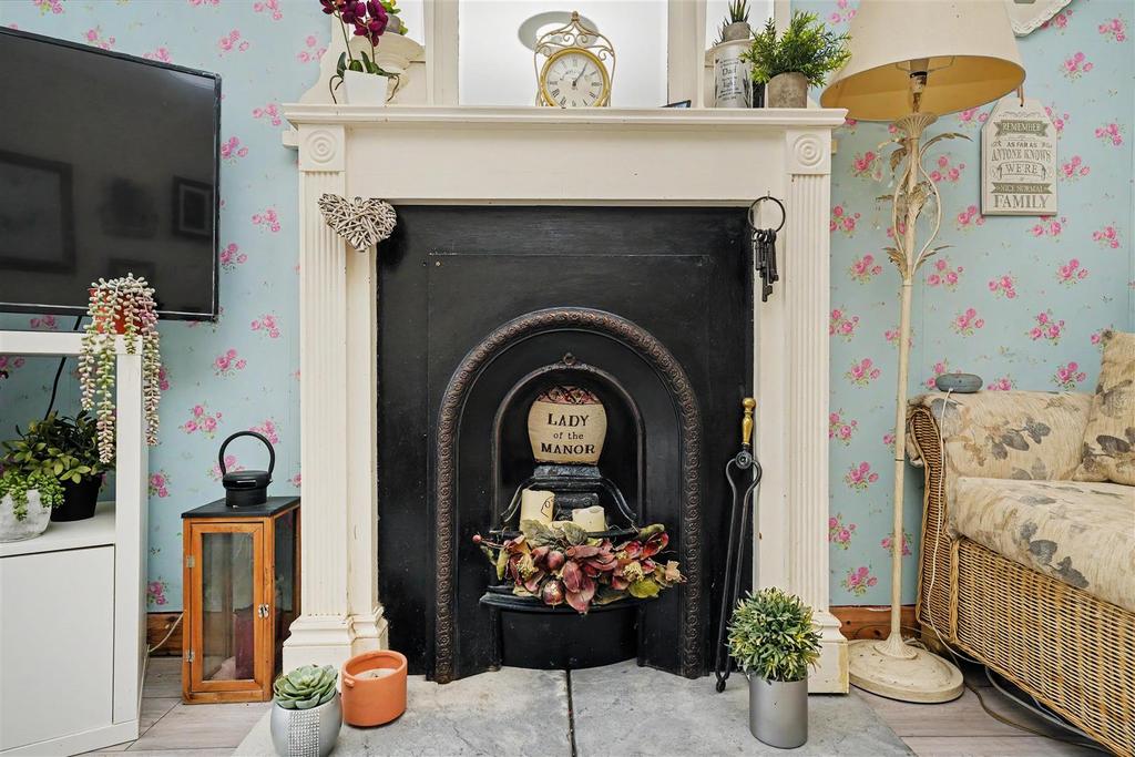 Living room, fireplace