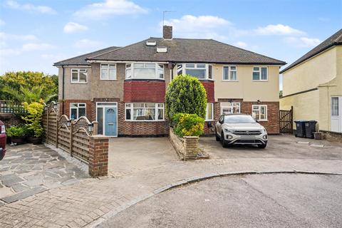 Radnor Gardens, Enfield
