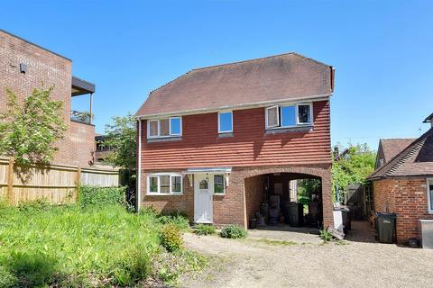 4 bedroom detached house for sale, Golden Square, Tenterden