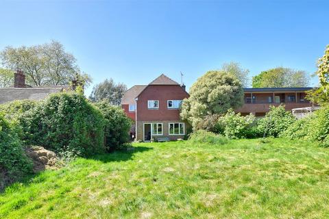 4 bedroom detached house for sale, Golden Square, Tenterden