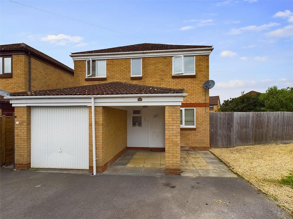 4 bedroom detached house for sale in Gloucester