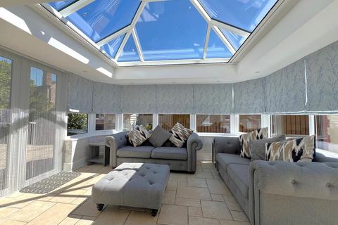 4 bedroom detached bungalow for sale, Heads Nook, Brampton