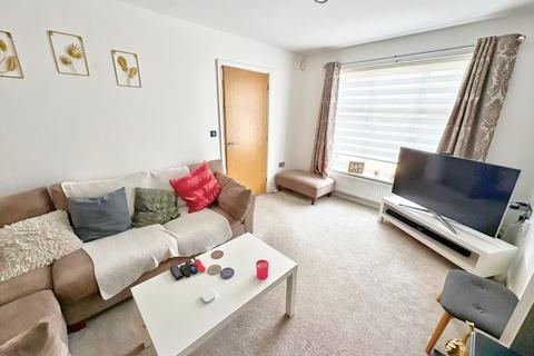 3 bedroom semi-detached house for sale, Spinningfield Close, Manchester M46