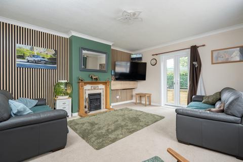 3 bedroom detached bungalow for sale, Church Gate, Whaplode