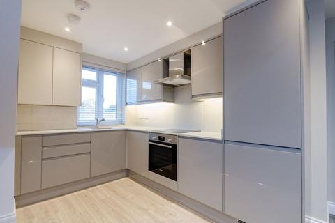 2 bedroom flat to rent, Northampton Road, Croydon, CR0