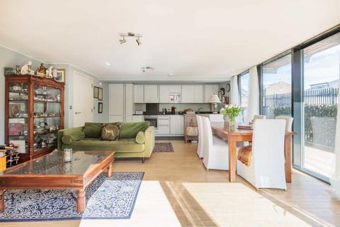 undefined, Great West Road, London W6