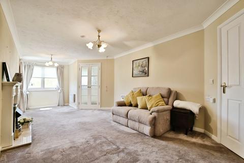 1 bedroom flat for sale, Howard Court, Bedford Drive, Timperley, Altrincham, WA15
