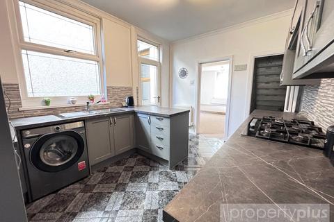 4 bedroom end of terrace house for sale, Llantrisant Road, Tonyrefail, Porth, Rhondda Cynon Taff, CF39