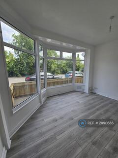 4 bedroom end of terrace house to rent, Frodsham Street, Hull, HU9