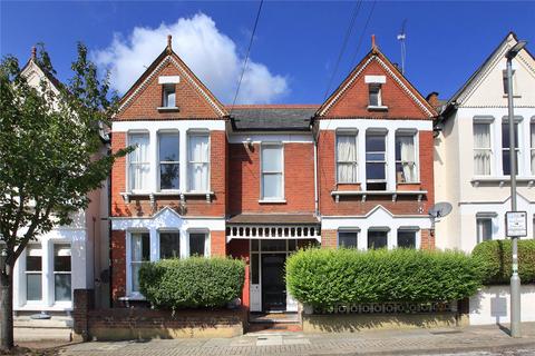 2 bedroom flat to rent, Lynn Road, Clapham South, London