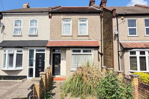 Woodside Crescent, Sidcup