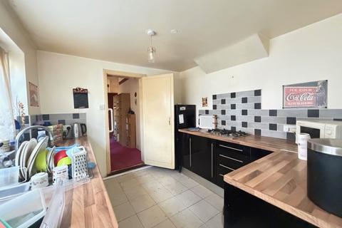 3 bedroom semi-detached house for sale, Woodside Crescent, Sidcup