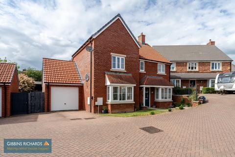 4 bedroom detached house for sale, Cherrywood Close, Bridgwater