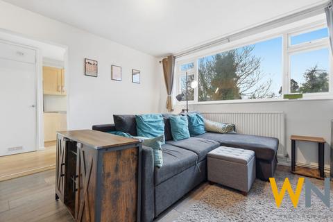 2 bedroom apartment for sale, Haig Court, Chelmsford CM2