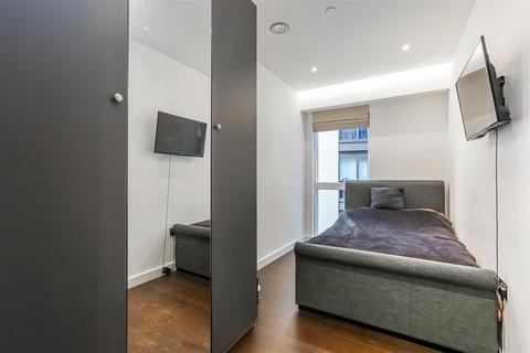 3 bedroom apartment to rent, Malthouse Road, London
