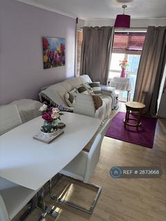 2 bedroom maisonette to rent, Cameron Close, Brentwood, CM14