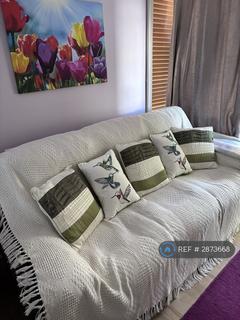 2 bedroom maisonette to rent, Cameron Close, Brentwood, CM14