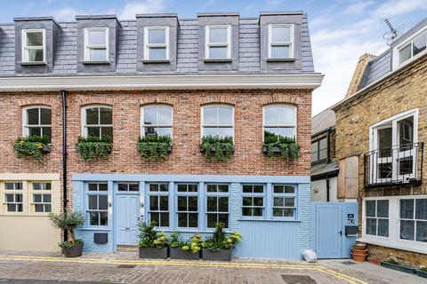 Lexham Mews, Kensington, London, W8