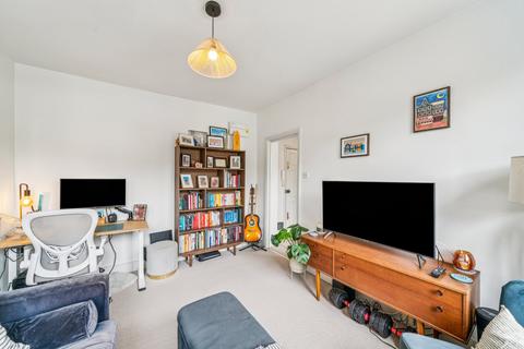 1 bedroom flat for sale, Trinity Road, London SW17