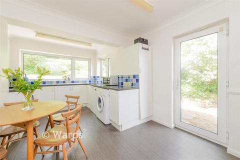 3 bedroom chalet for sale, Northumberland Road, Meopham DA13