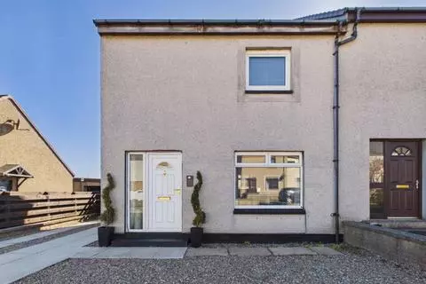 2 bedroom end of terrace house for sale