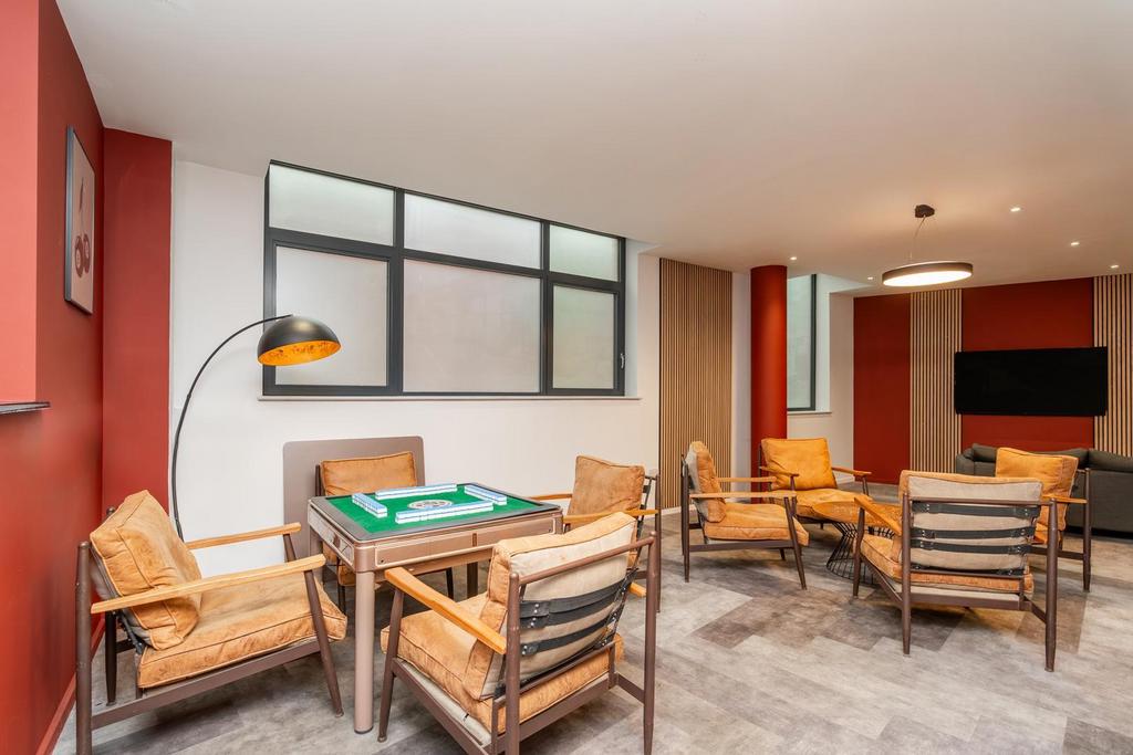 Apartment in Sheffield, Hollis Croft, City Centre - More