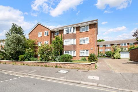 3 bedroom flat for sale, Anglesea Road, Kingston Upon Thames KT1