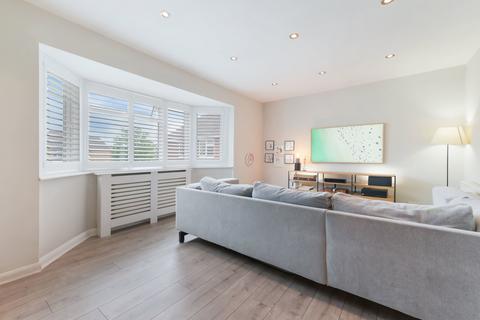 3 bedroom flat for sale, Anglesea Road, Kingston Upon Thames KT1