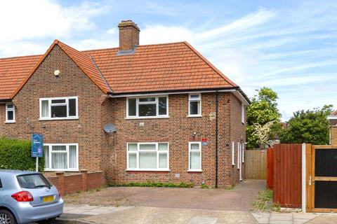 Queenswood Avenue, Hounslow