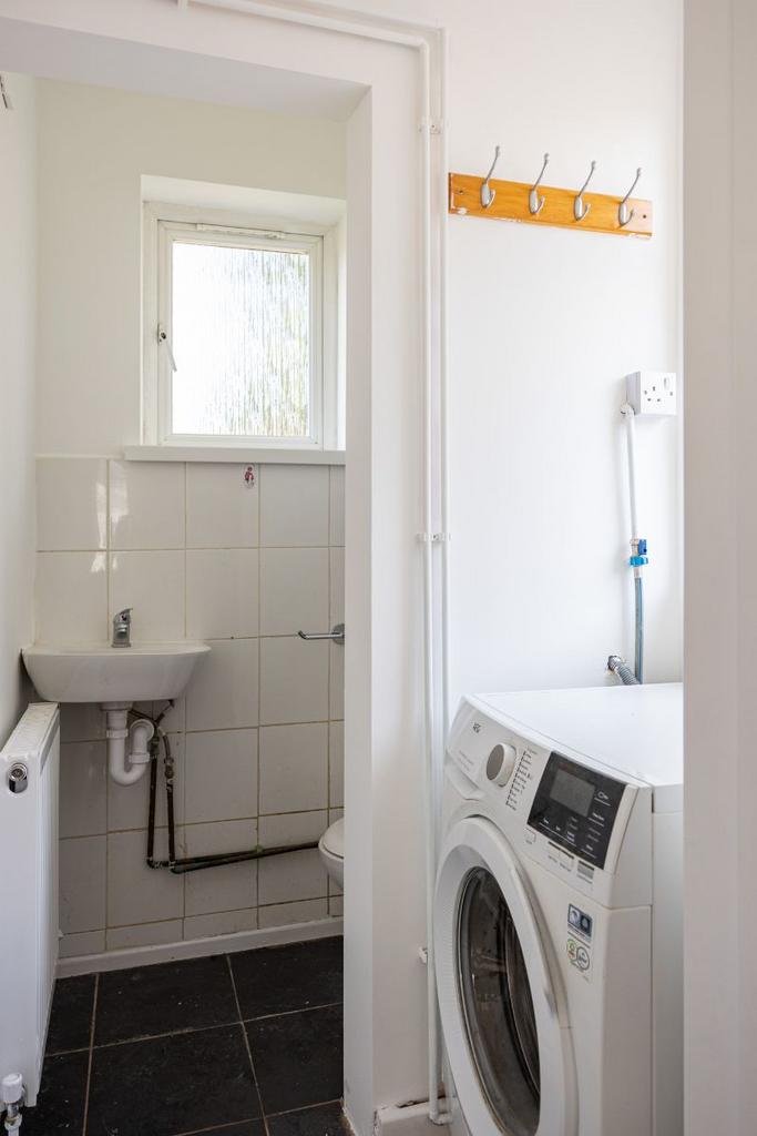 Utility room, utility