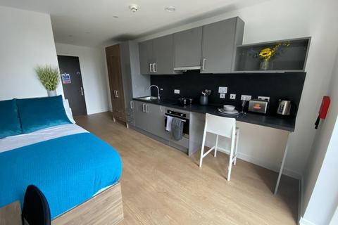 1 bedroom in a flat share to rent, The Oaks, Warwick CV4