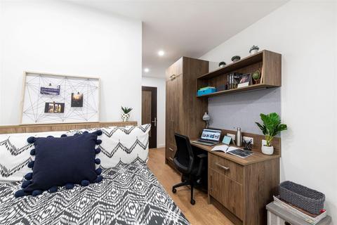 1 bedroom in a flat share to rent, The Oaks, Warwick CV4