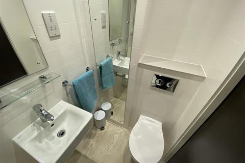 Studio to rent, The Oaks, Warwick CV4