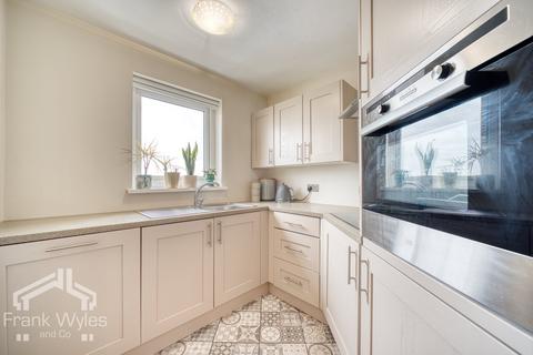 1 bedroom flat for sale, Flat 12, Lystra Court 103-107, South Promenade, Lytham St. Annes, Lancashire