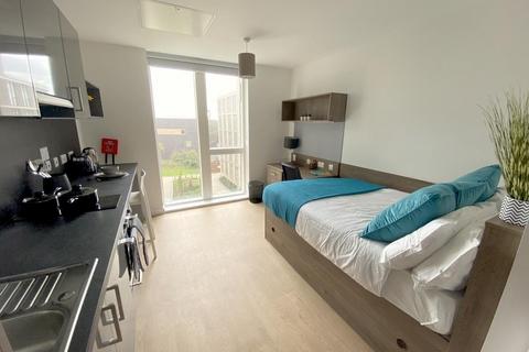 Studio to rent, The Oaks, Warwick CV4