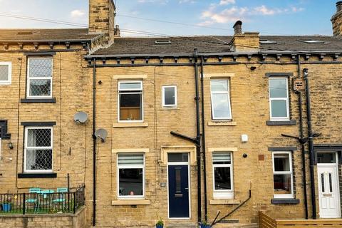 3 bedroom terraced house for sale, Cowley Road, Rodley