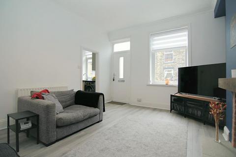3 bedroom terraced house for sale, Cowley Road, Rodley