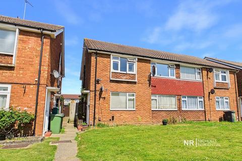 2 bedroom maisonette for sale, West Ewell KT19