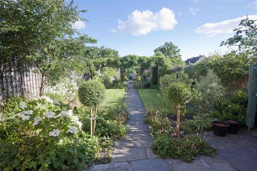 St Ann Street, Salisbury, Wiltshire 4 bed townhouse £975,000