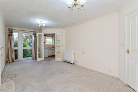 1 bedroom ground floor flat for sale, Arkle Court, Vicars Cross, Chester