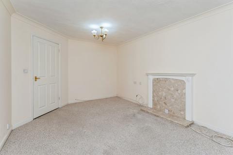 1 bedroom ground floor flat for sale, Arkle Court, Vicars Cross, Chester