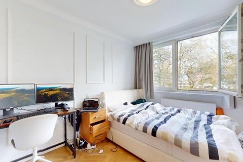 4 bedroom flat to rent, Raynham, Norfolk Crescent, London W2