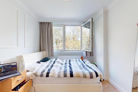 4 bedroom flat to rent, Raynham, Norfolk Crescent, London W2