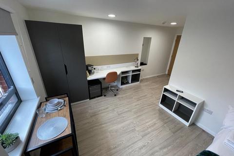 1 bedroom in a flat share to rent, Wharf View, Chester CH1