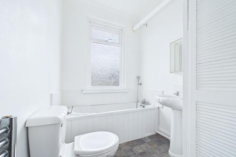 2 bedroom flat to rent, Francis Avenue, Southsea, PO4
