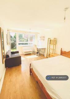 4 bedroom maisonette to rent, Earlsferry Way, London, N1
