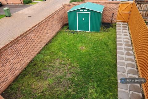 3 bedroom semi-detached house to rent, Lapwing Place, Coventry, CV4