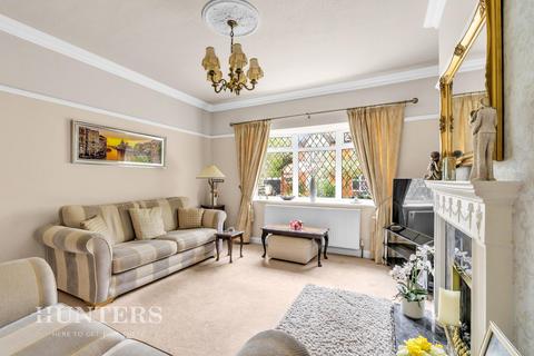 3 bedroom semi-detached house for sale, Green Lane, Oldham
