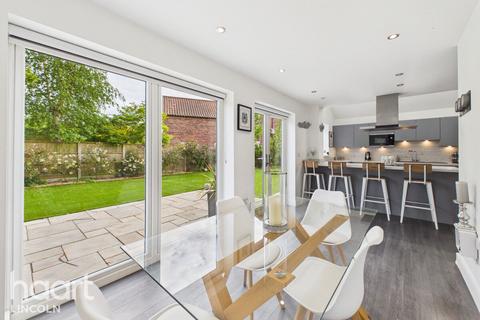 3 bedroom barn conversion for sale, St Peters Court, Newton-on-Trent